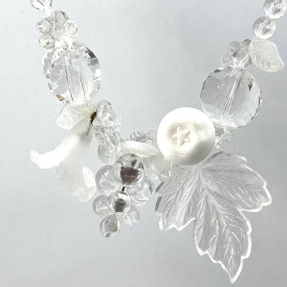 Vintage Bigal French Lucite Grapes Leaves Angel's Trumpet Collar Necklace 15" - Picture 9 of 9